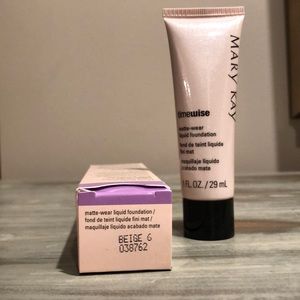 Mary Kay Matte-Wear Liquid Foundation Beige 6